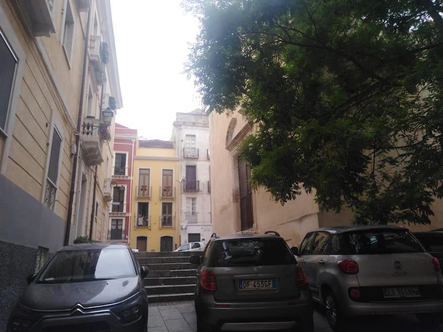 Kiristeva Casa Vacanze Centro Storico Sardegna Per Turismo Lavoro O Studio Apartamento *